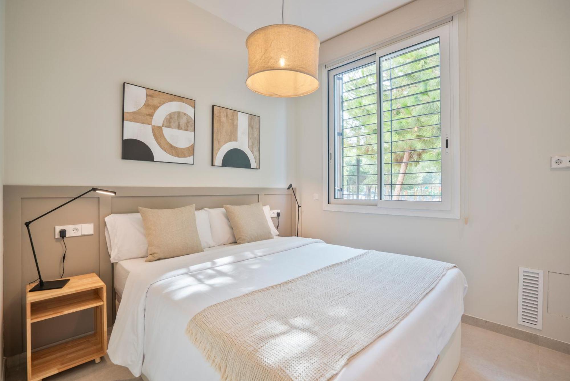 Sitges Spaces Garden Condo-2 Bedrooms, 2 Bathrooms, Garden Terrace, Near Center, Sleeps Up To 6- Monthly Rentals Only Eksteriør bilde