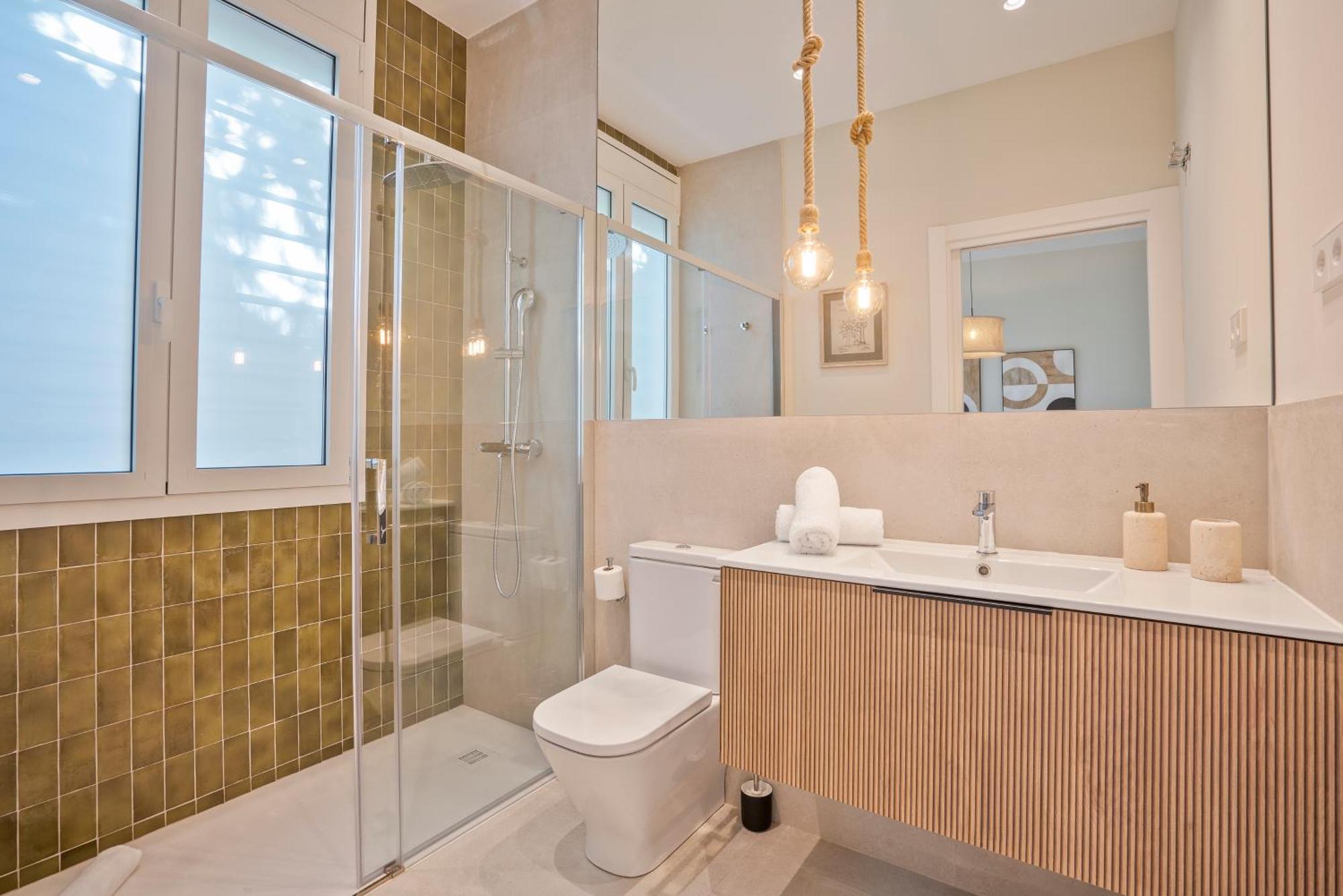 Sitges Spaces Garden Condo-2 Bedrooms, 2 Bathrooms, Garden Terrace, Near Center, Sleeps Up To 6- Monthly Rentals Only Eksteriør bilde