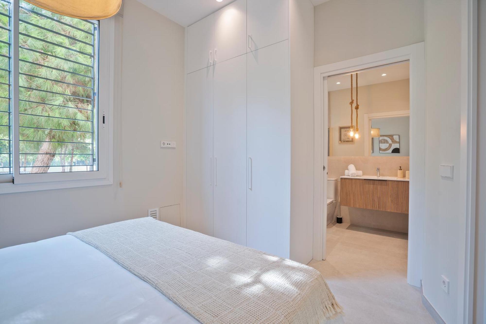 Sitges Spaces Garden Condo-2 Bedrooms, 2 Bathrooms, Garden Terrace, Near Center, Sleeps Up To 6- Monthly Rentals Only Eksteriør bilde